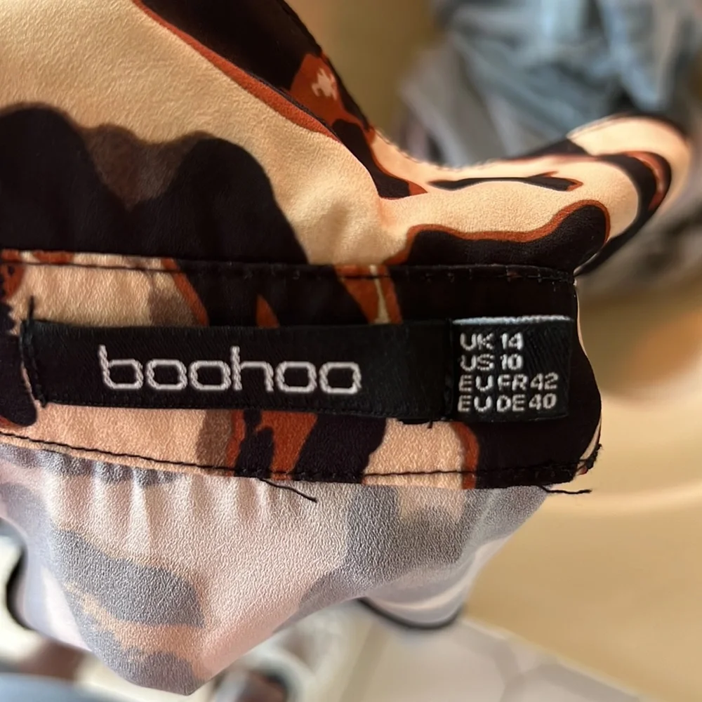 Cheetah Print Dress - Size 10 - Picture 5 of 5